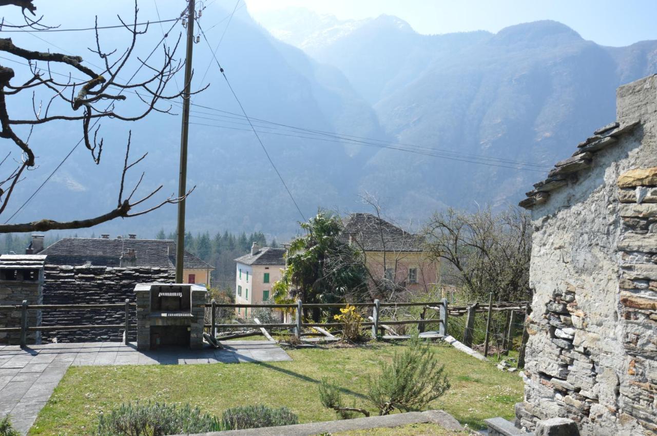 Rustico Pult Villa Someo Kültér fotó