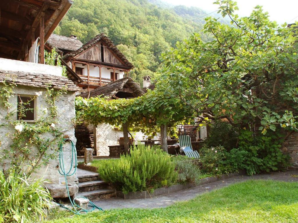 Rustico Pult Villa Someo Kültér fotó